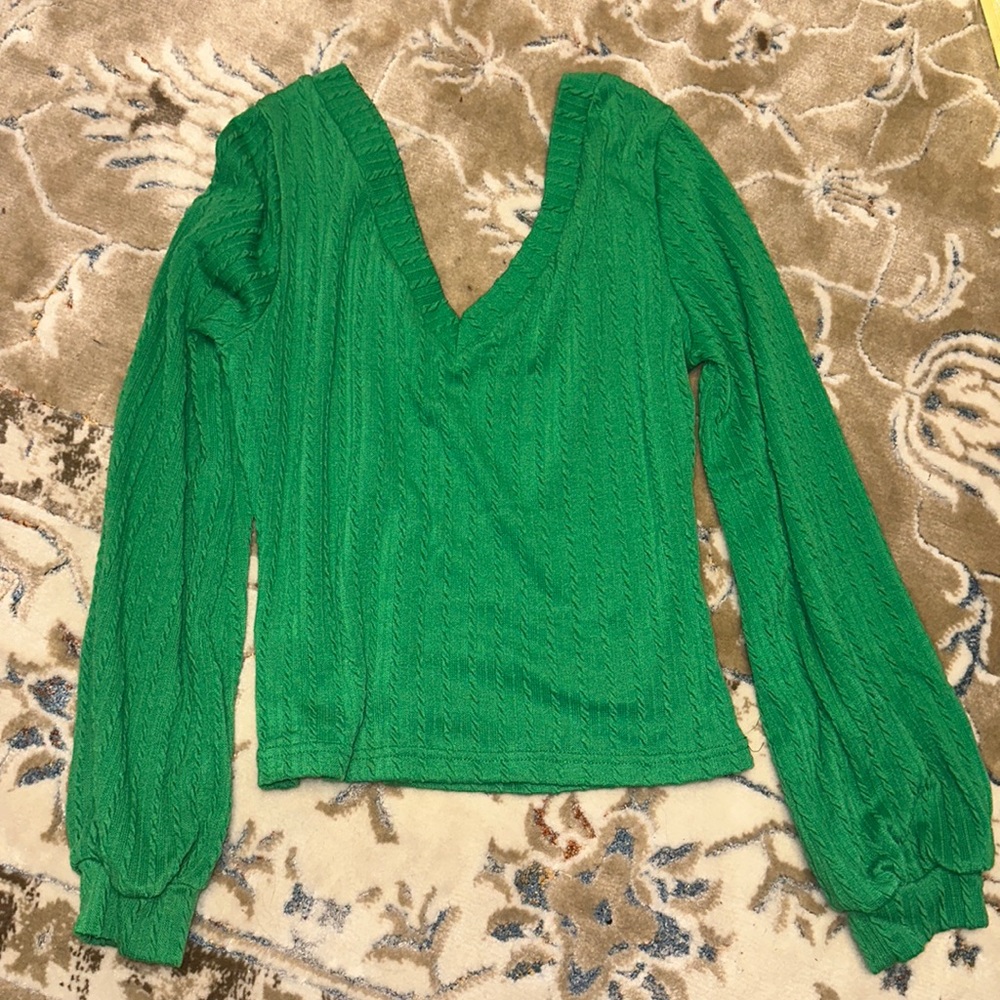 SHEIN green V neck classic cute